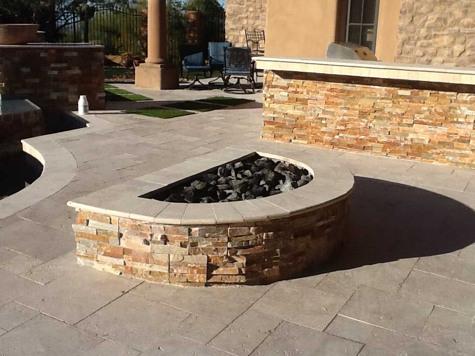 Fire Pits & Fire Features - Arizona's Leading New Pool Builder